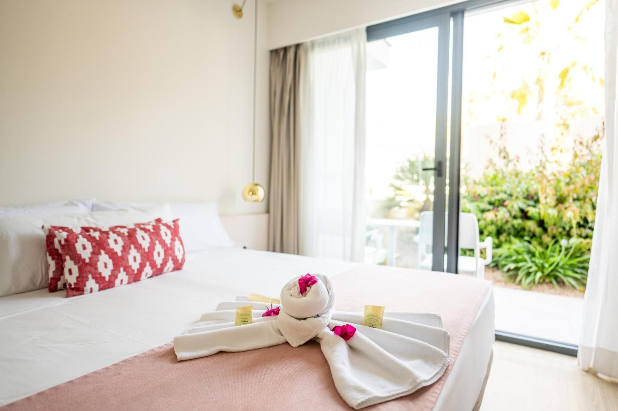 Sol I Vida Hotel - Adults Only Porto Cristo Ngoại thất bức ảnh